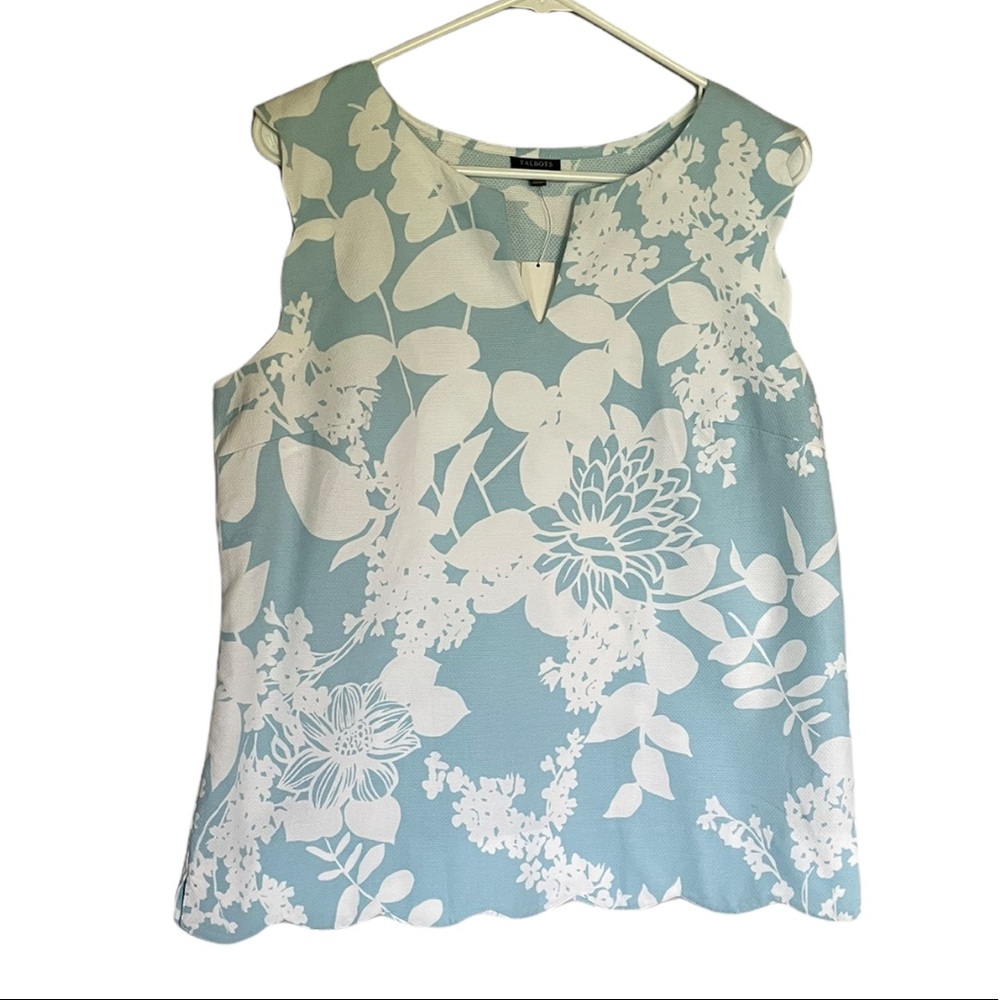 Talbots Light Blue Floral and White Sleeveless Blouse Wavy Cut